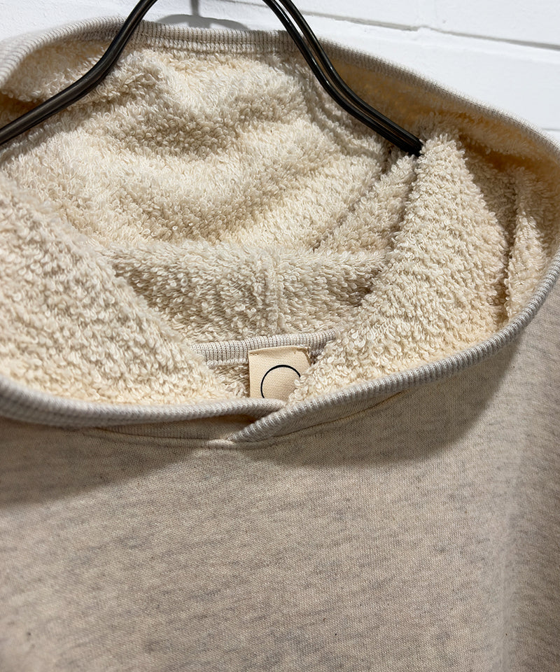 O PROJECT - WIDE FIT HOODED SWEAT / OATMEAL