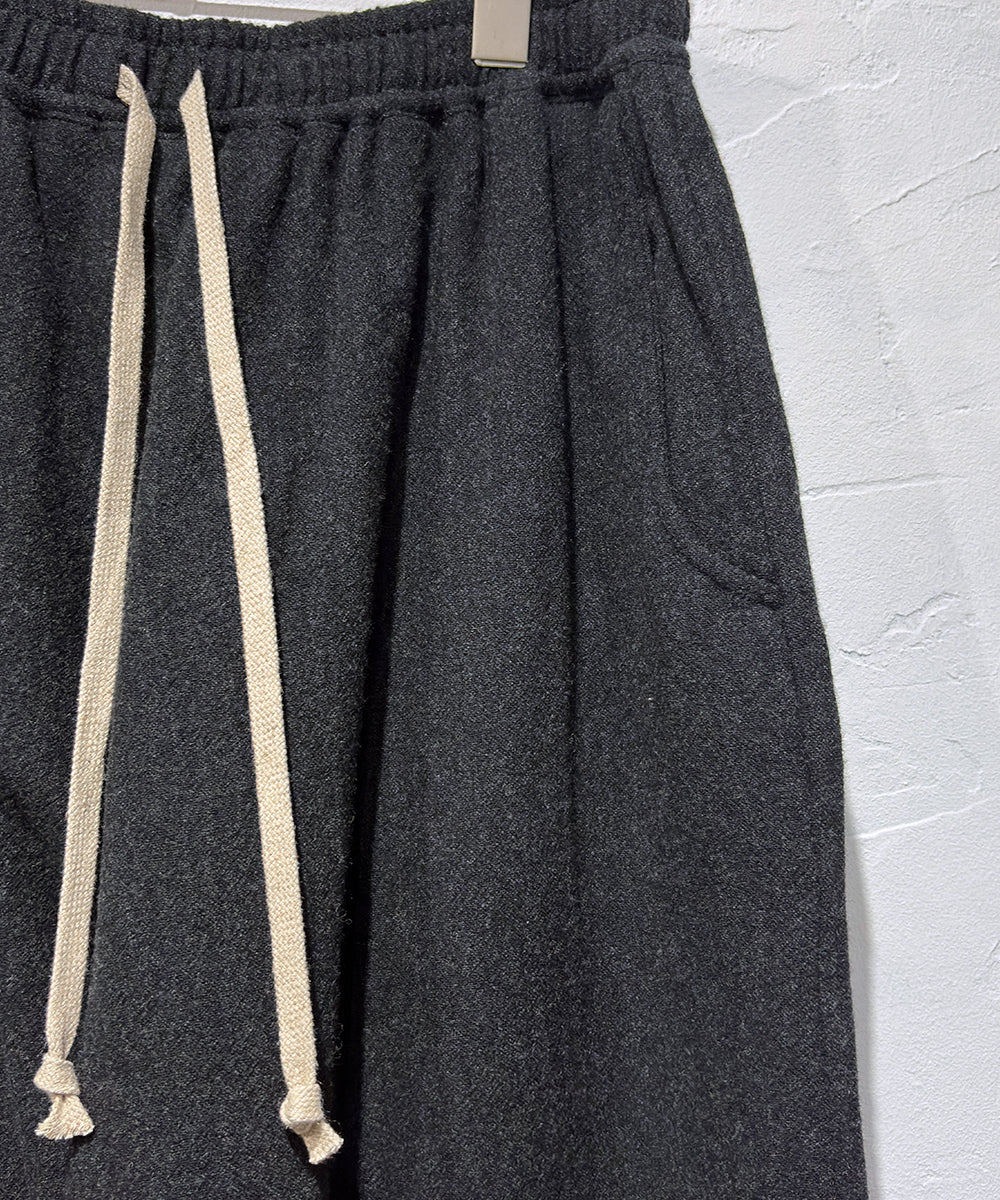 O PROJECT - PLAIN TROUSERS / ANTHRACITE