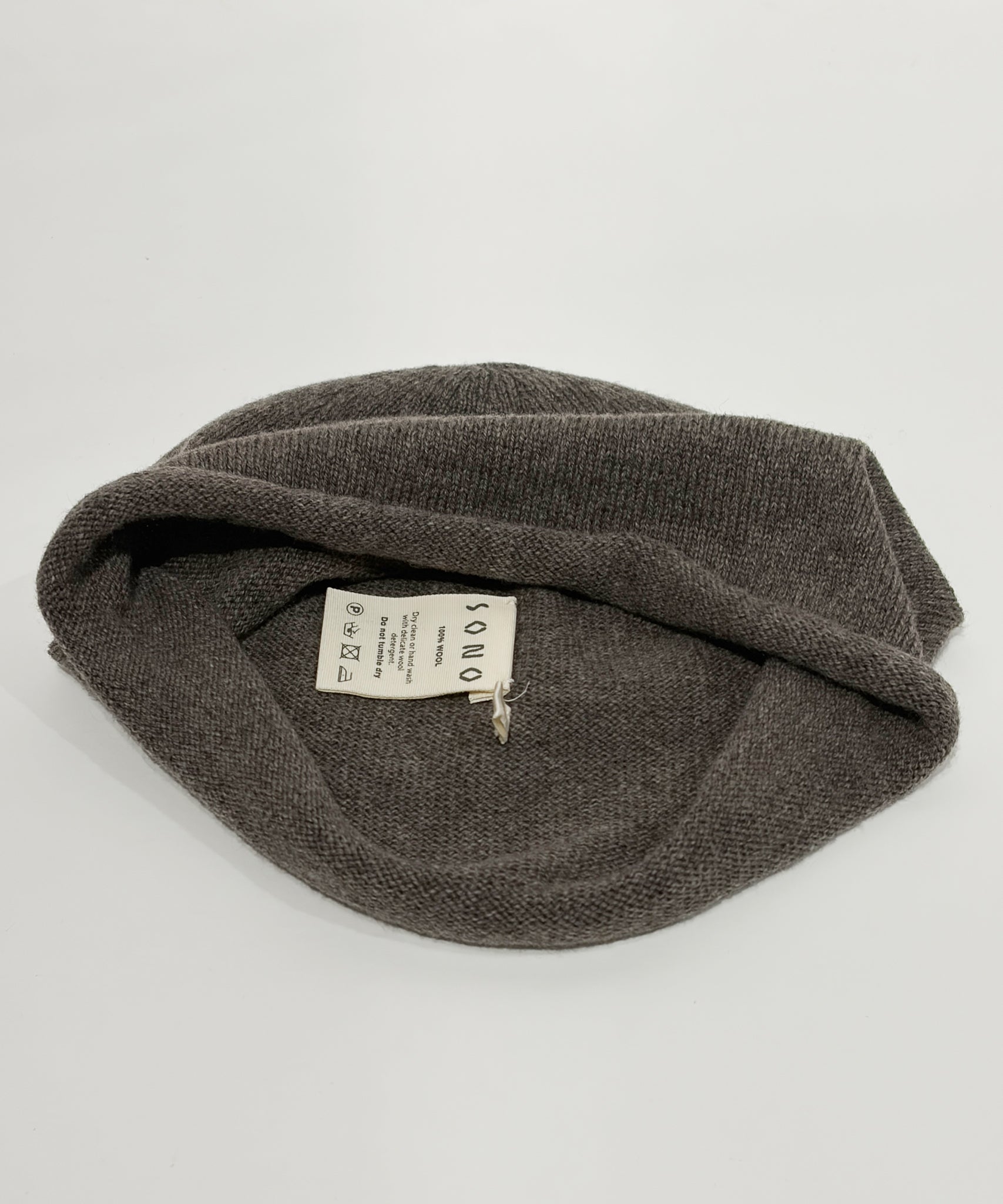 SONO - HAIO hat / CHARCOAL