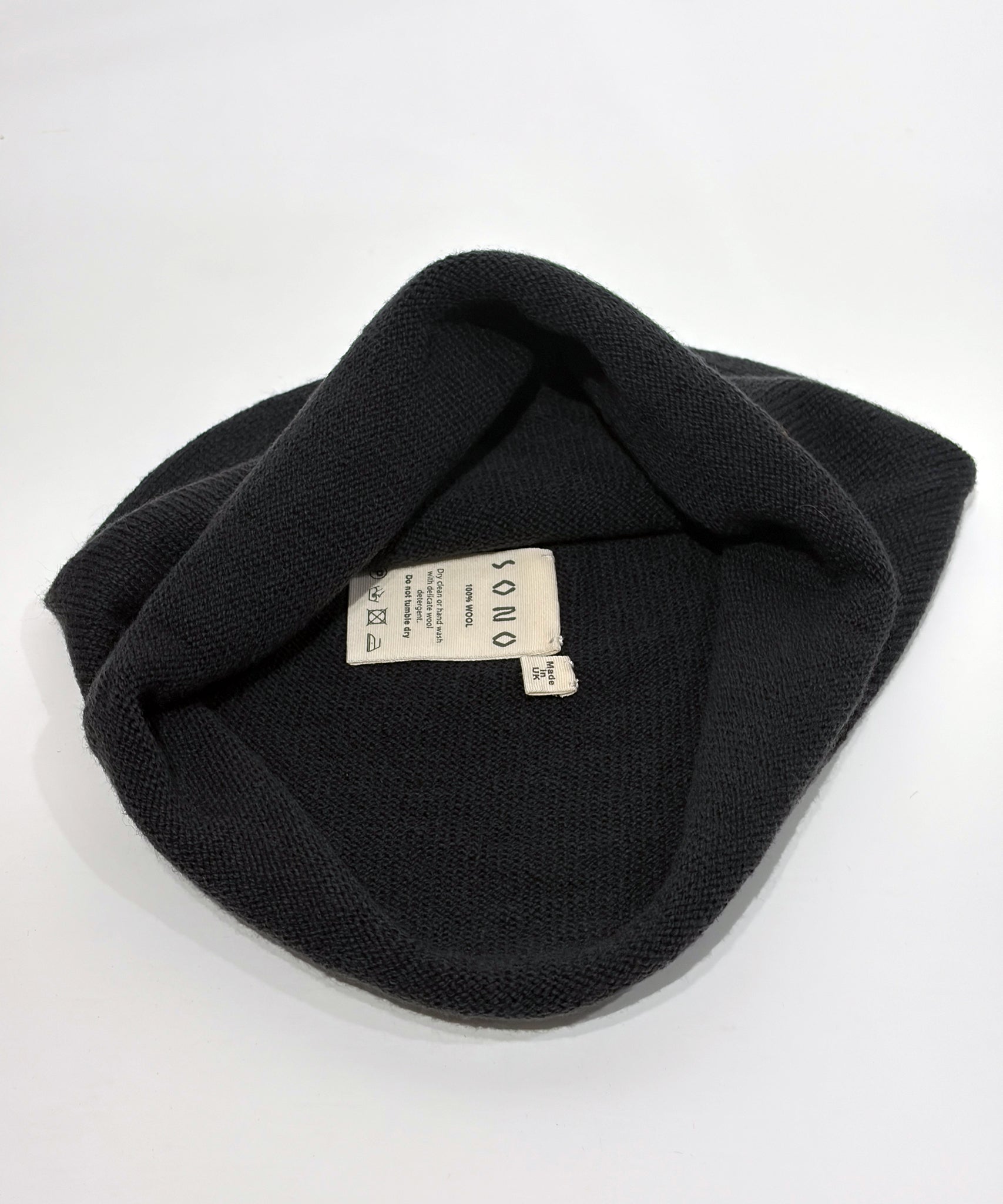 SONO - HAIO hat / OFF-BLACK