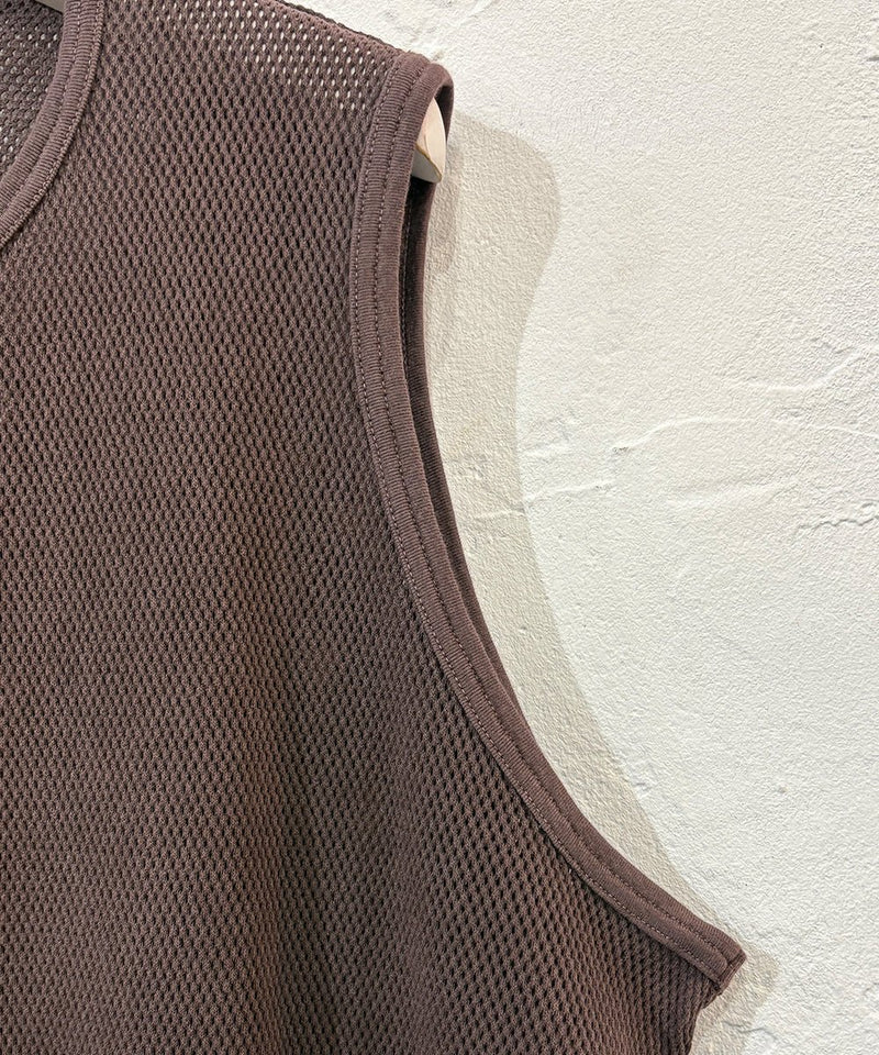ANDER - MESH SLEEVELESS DK BROWN 商品画像 - DB&BAR