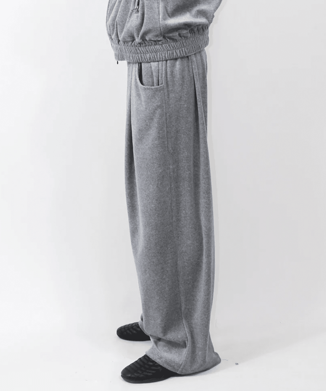 ANDER - VELOUR TUCK PANTS / HEATHER 商品画像 - DB&BAR
