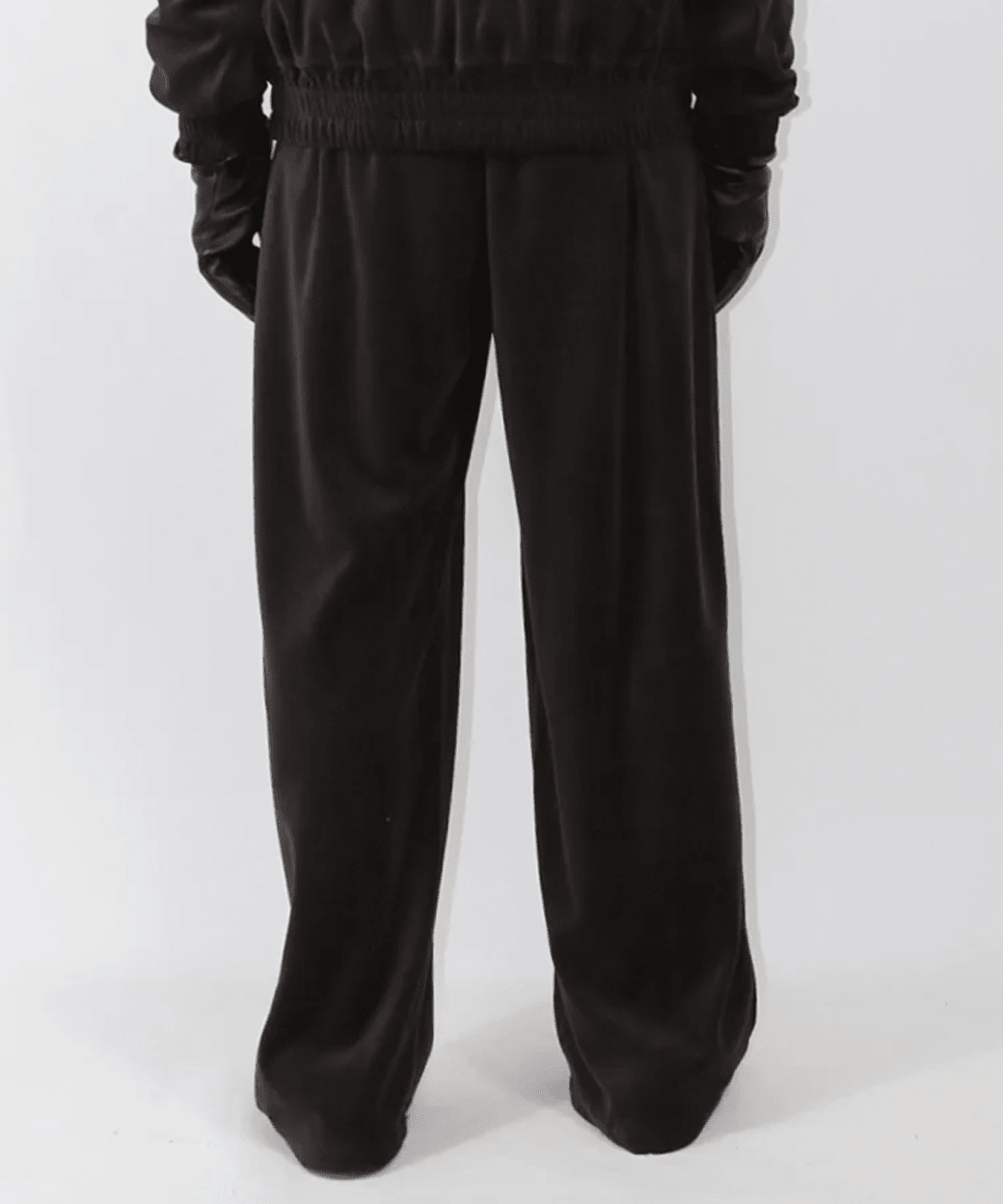 ANDER - VELOUR TUCK PANTS / SHINE BROWN 商品画像 - DB&BAR