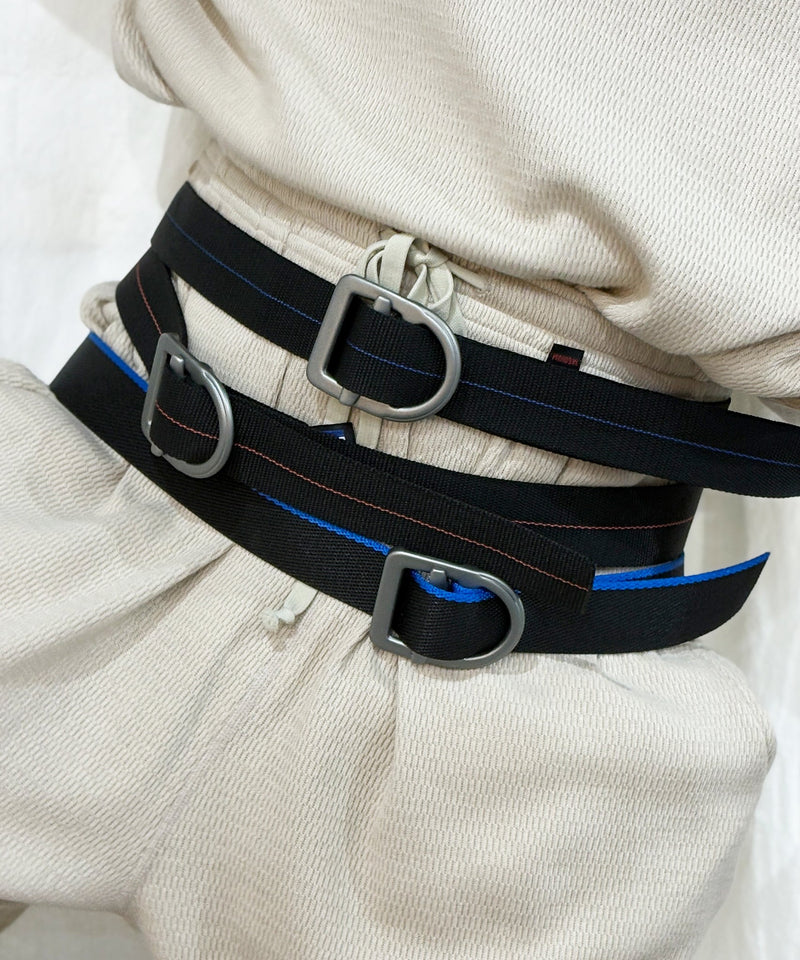 BISON DESIGNS - 38MM - LAST CHANCE™ LIGHT DUTY GUNMETAL BUCKLE / BLACK/COBALT 商品画像 - DB&BAR