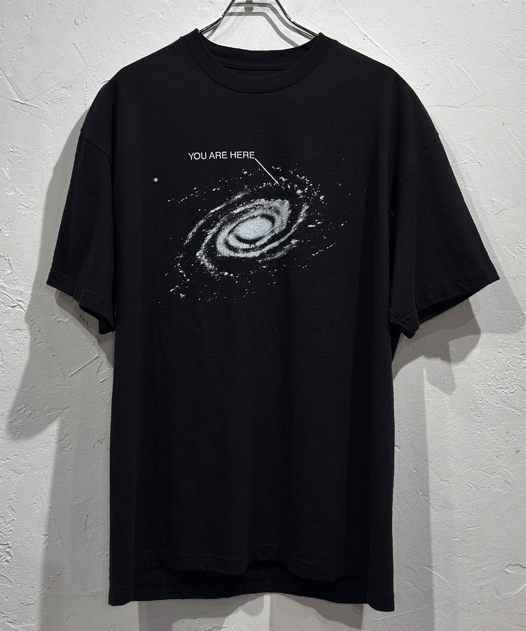 COTTON EXPRESSIONS - YOU ARE HERE T - SHIRT / BLACK - DB&BAR