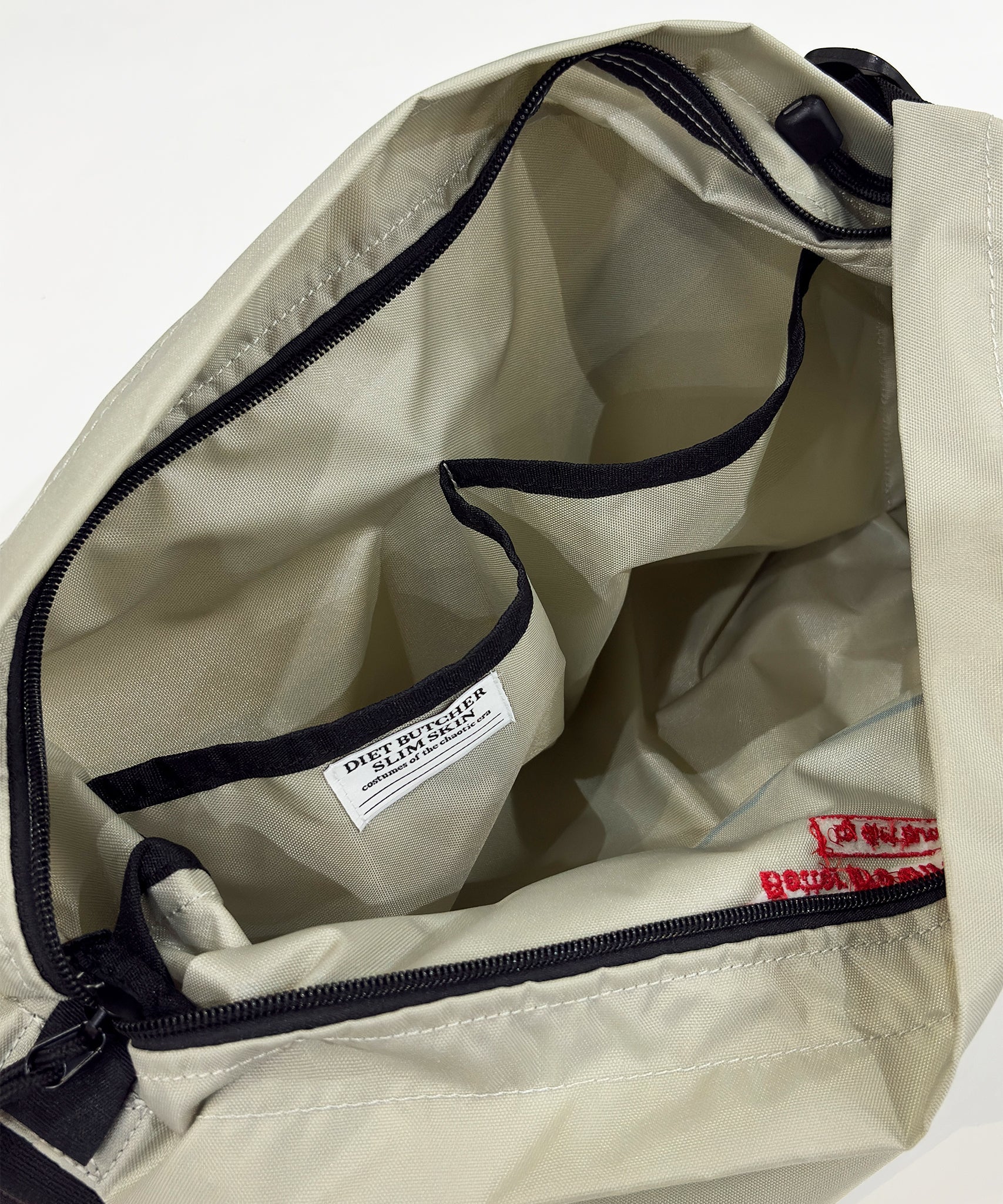 DIET BUTCHER SLIM SKIN - NEO TOKYO EMARGENCY Ⅱ- SHOULDER / SMOKE 商品画像 - DB&BAR