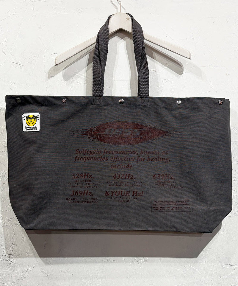 DIET BUTCHER SLIM SKIN - SCALE TOTE / GRAY 商品画像 - DB&BAR