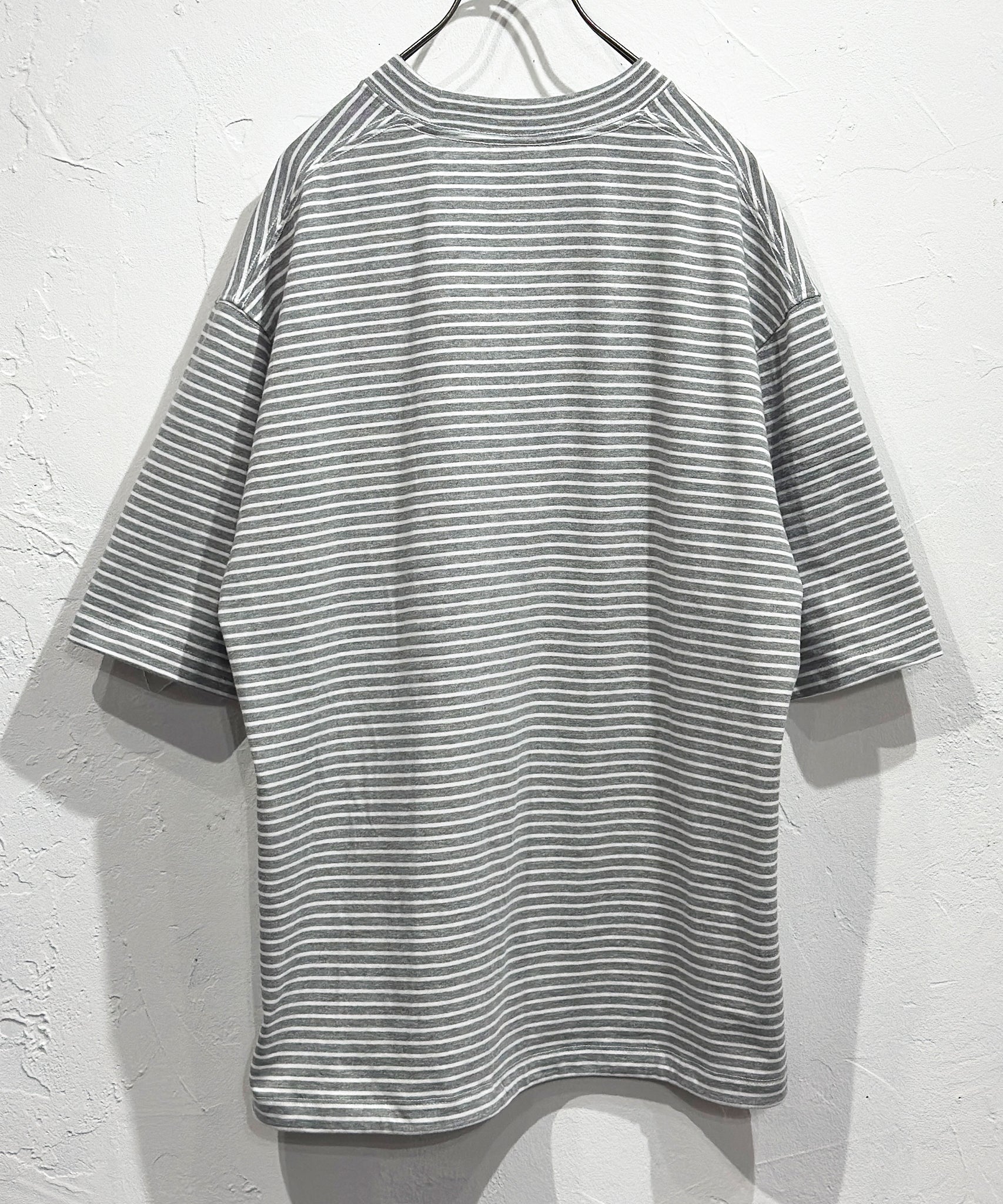 ES.1 - BORDER SS T - SHIRTS / GRAY BORDER - DB&BAR
