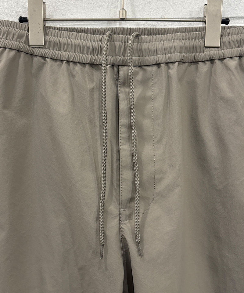 ES.1 - NYLON PANTS / LIGHT KHAKI 商品画像 - DB&BAR