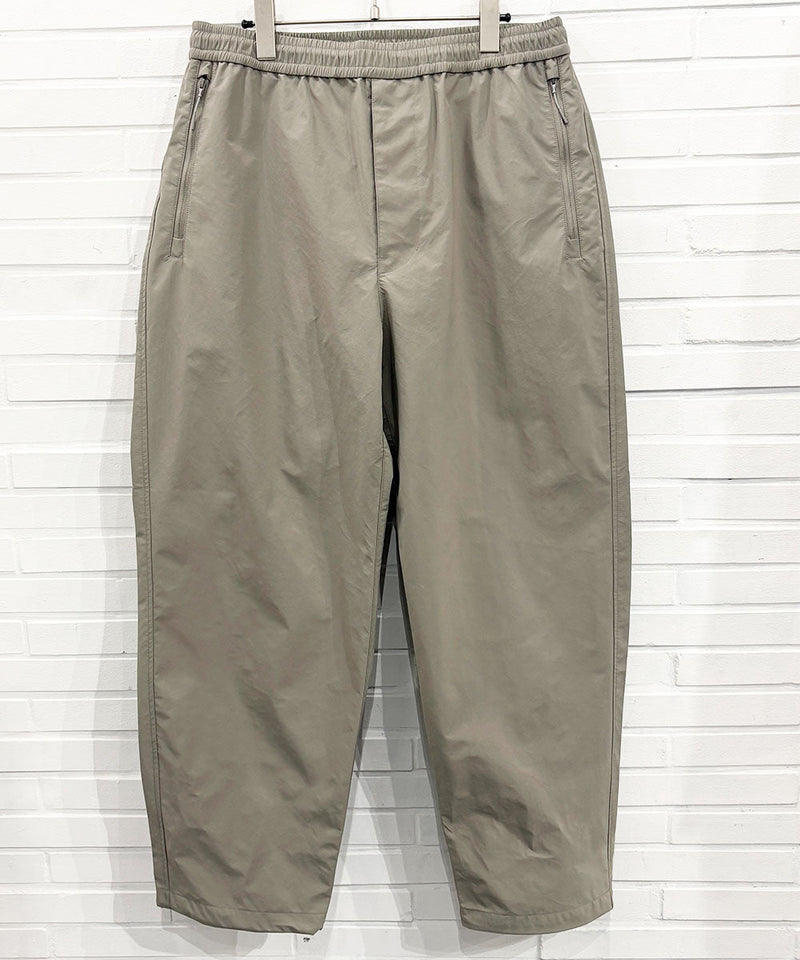 ES.1 - NYLON PANTS / LIGHT KHAKI 商品画像 - DB&BAR
