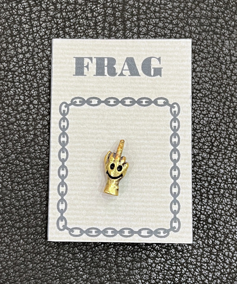 FRAG - ハンドサイン「FxxK ＆ SMILE」pin - DB&BAR