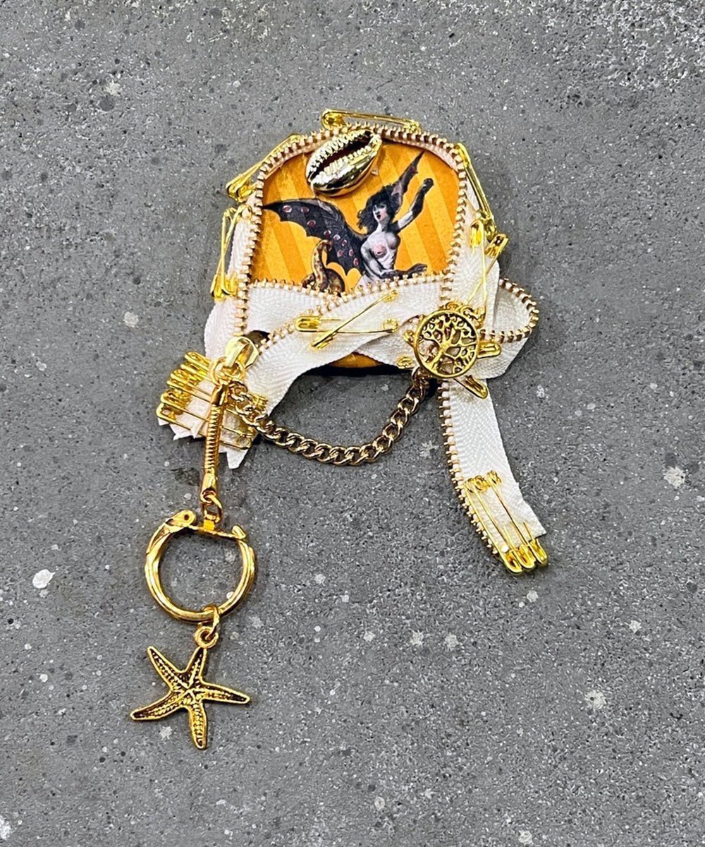 KIPSSO Koki Kitaura ATTITUDE BADGE for DB&BAR - Harpy yellow 商品画像 - DB&BAR
