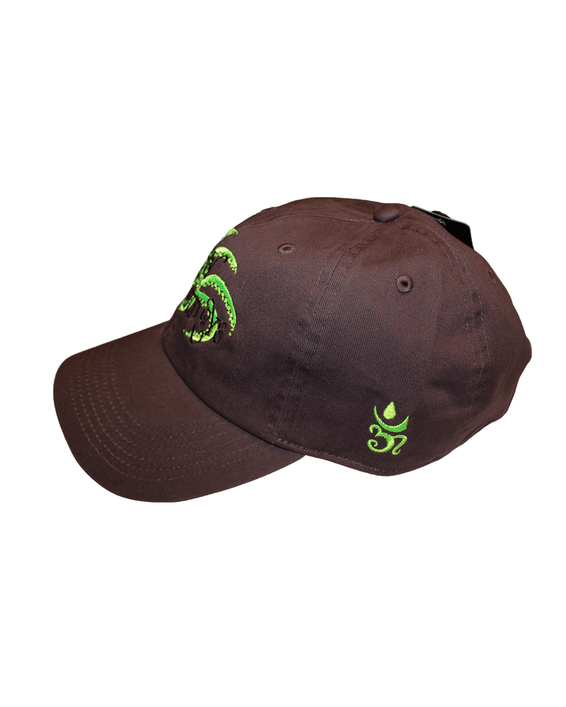 MAGOODZ 🔯 魔具ッZ - Kiss My Third Eye Embroidered Cap 商品画像 - DB&BAR
