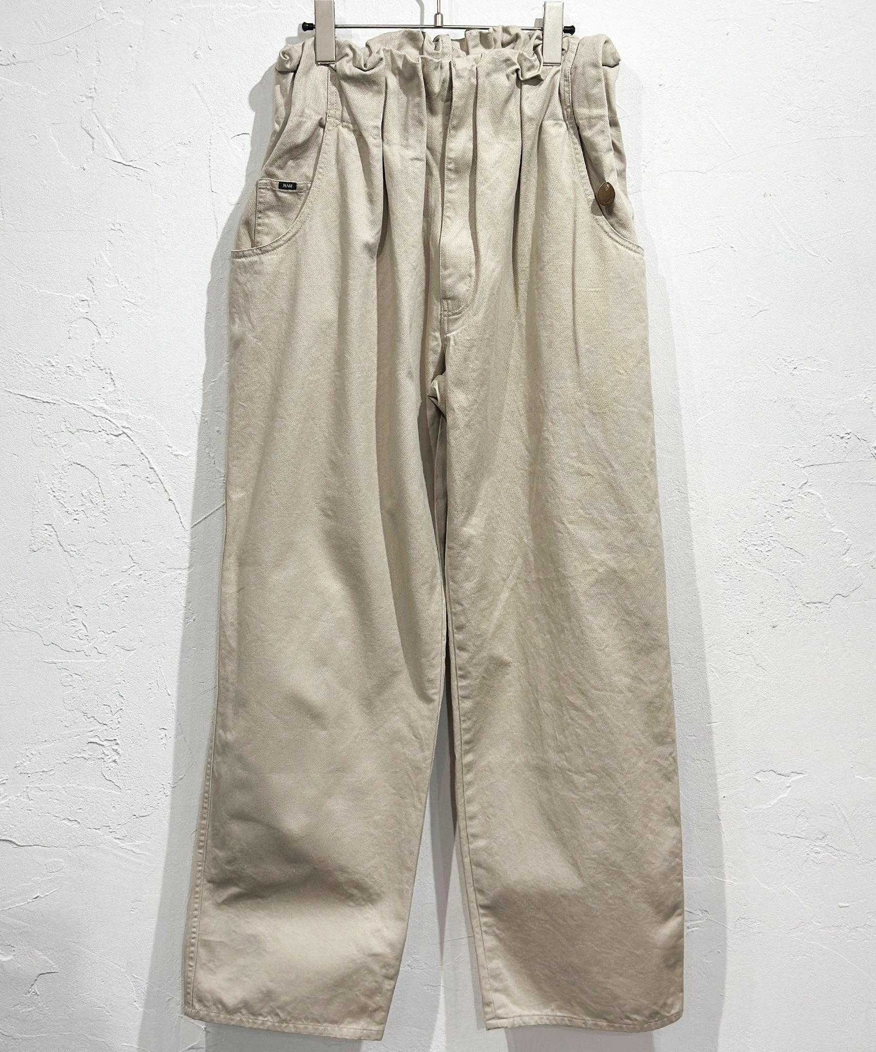 NAM - ACCORDION 5PKT PANTS / KATSURAGI BEIGE 商品画像 - DB&BAR