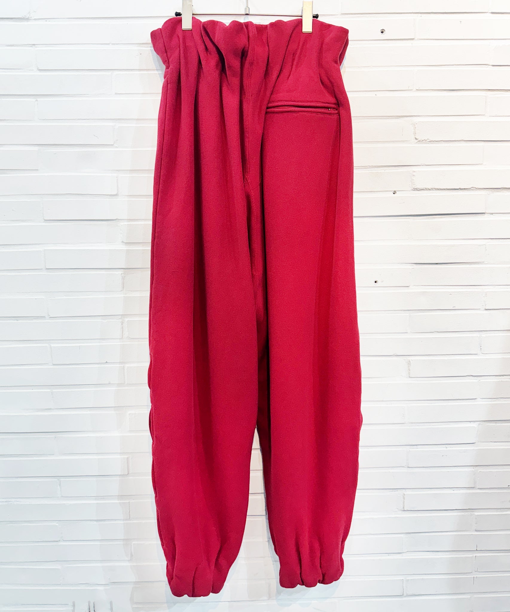 NAM - ACCORDION BREEZE SWEAT PANTS / RED 商品画像 - DB&BAR
