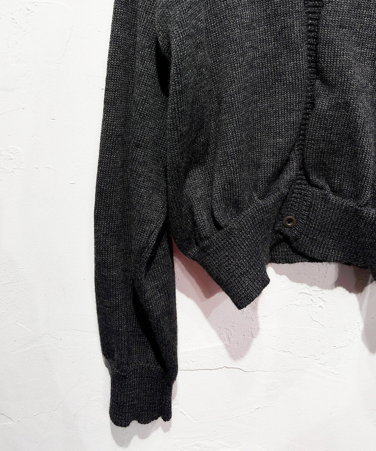SONO - CASPA cardigan / CHARCOAL 商品画像 - DB&BAR