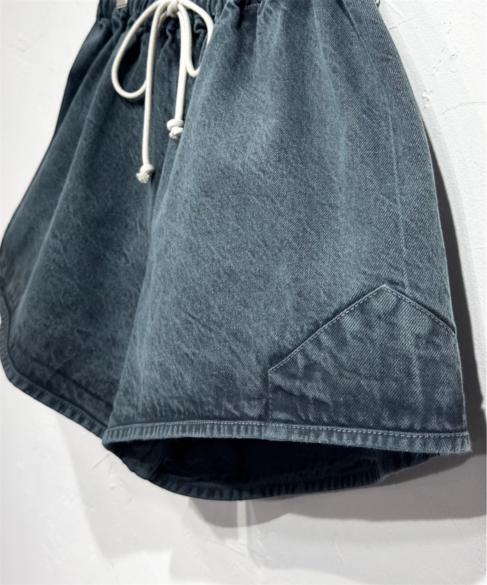 SONO - SCHULZ shorts - DB&BAR