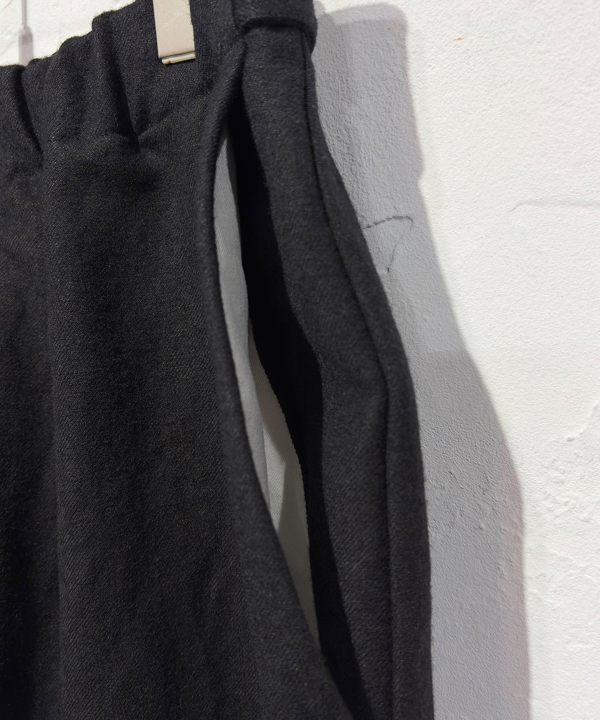 SONO - TATUM trousers / BLACK 商品画像 - DB&BAR