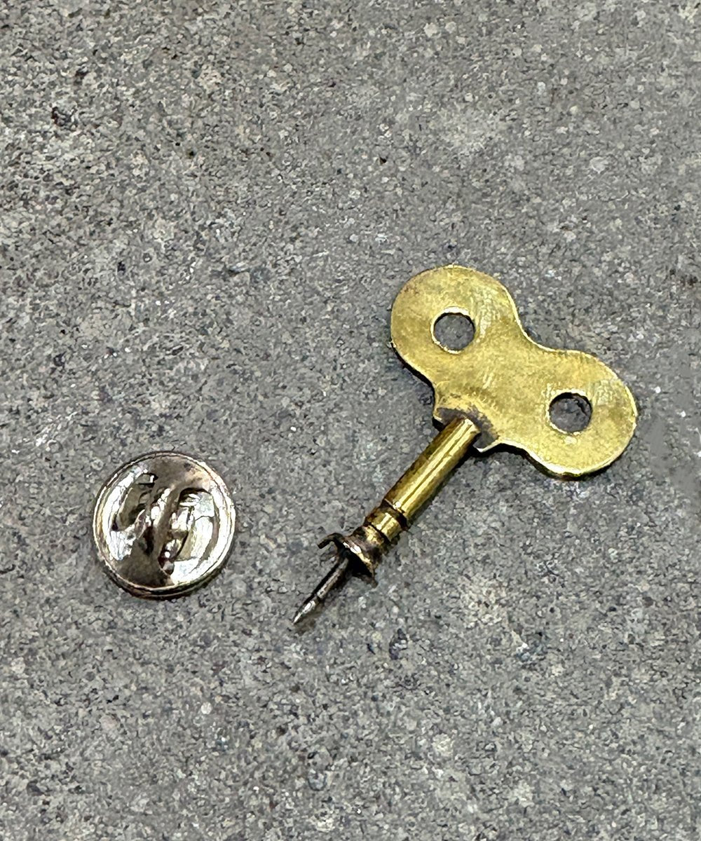 SOTHINGOOD - 「ゼンマイ」pin - DB&BAR