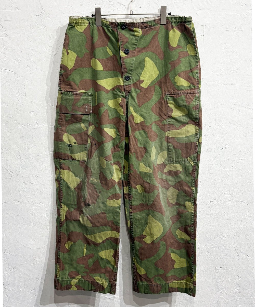 VINTAGE - FINNISH ARMY M62 LEAF CAMO PANTS 商品画像 - DB&BAR