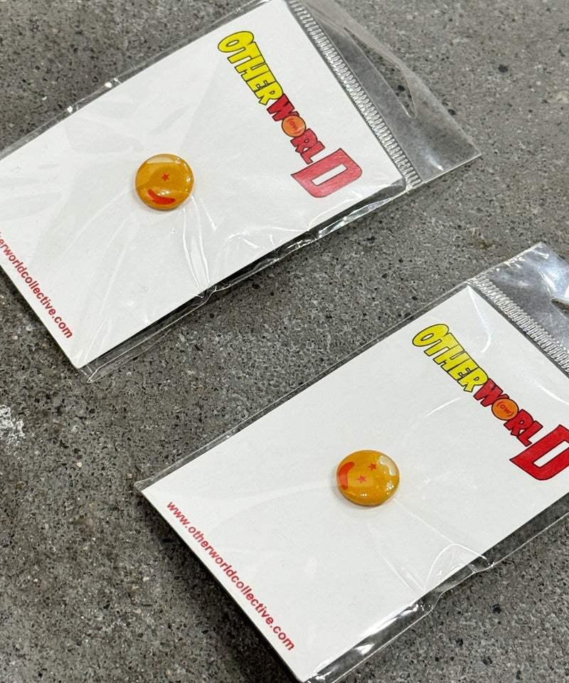 VINTAGE - PIN BADGE SET by OTHERWORLD 商品画像 - DB&BAR