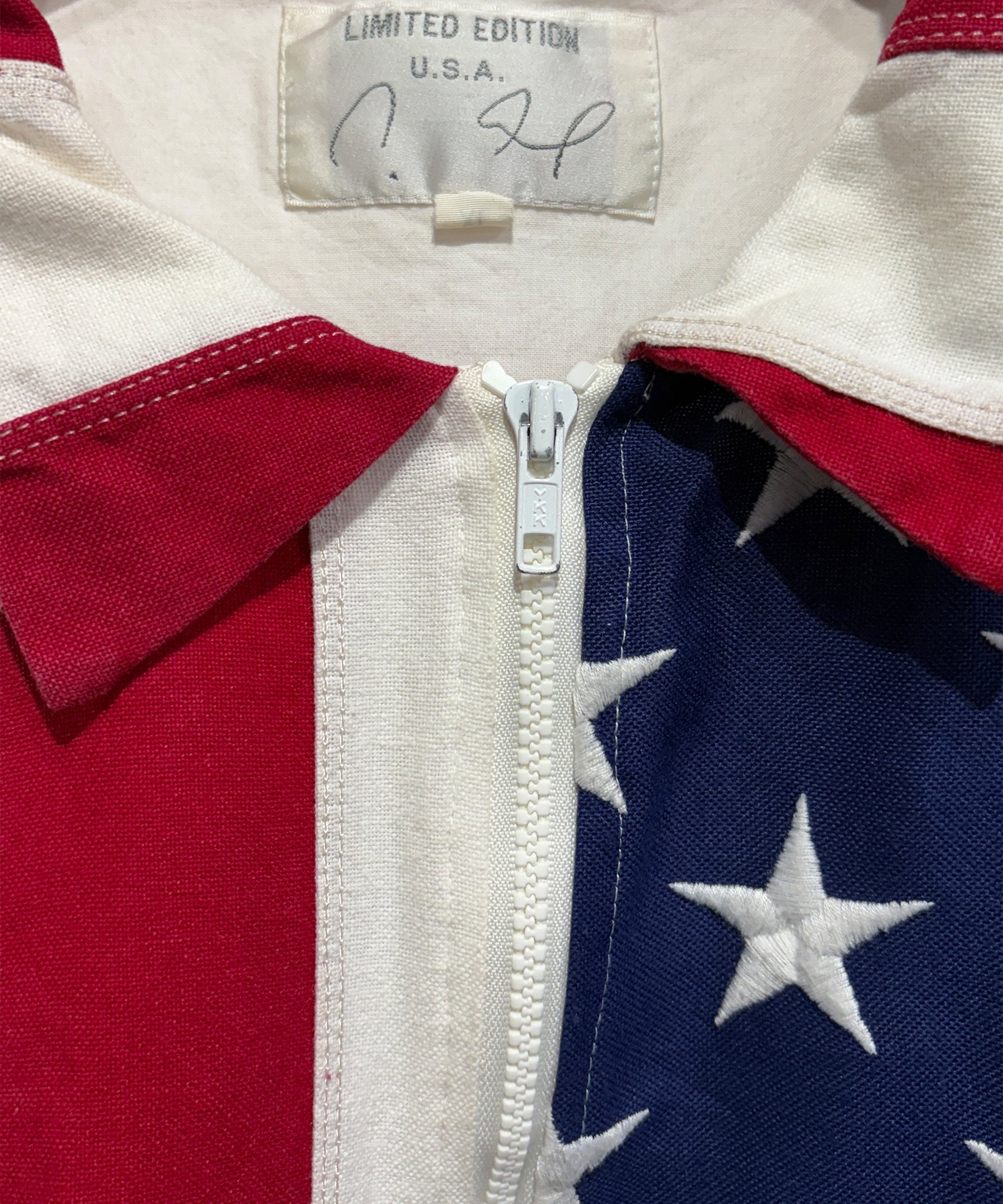VINTAGE - USA FLAG ALL - OVER DESIGN JACKET - DB&BAR