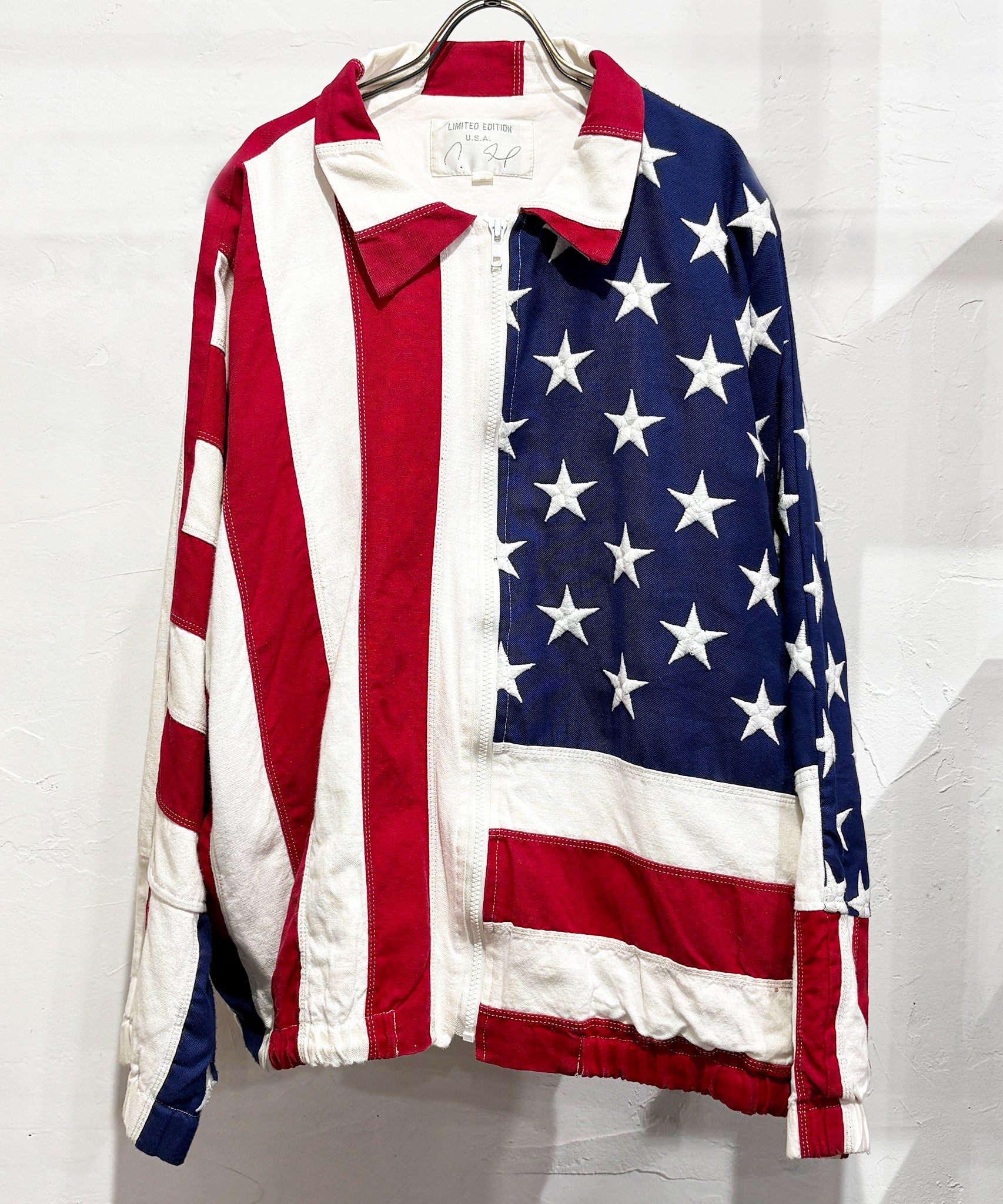 VINTAGE - USA FLAG ALL - OVER DESIGN JACKET - DB&BAR