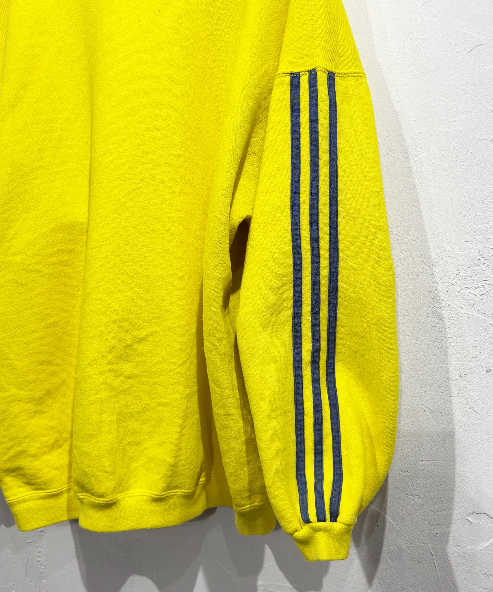 VINTAGE - 90’s adidas EQUIPMENT CREW SWEAT ONLINE STORE PAGE |  ヴィンテージ アディダス 90年代 エクイプメント クルー スウェット オンラインストアページ
1回のご注文が税込10,000円以上のお買い物は送料無料
中目黒セレクトショップ 商品画像