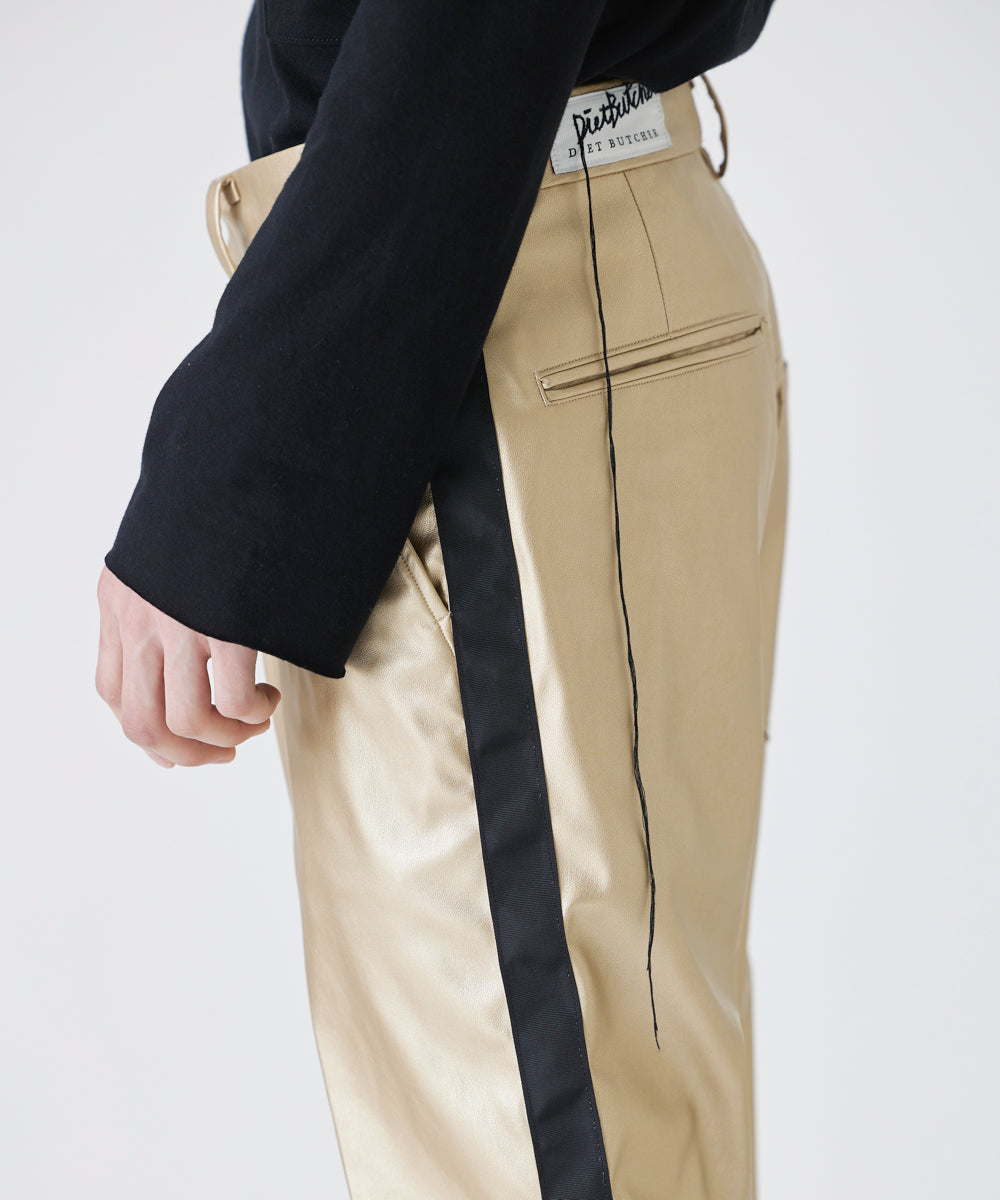 【75%OFF】Faux leather side line flared slim trouser - GOLD