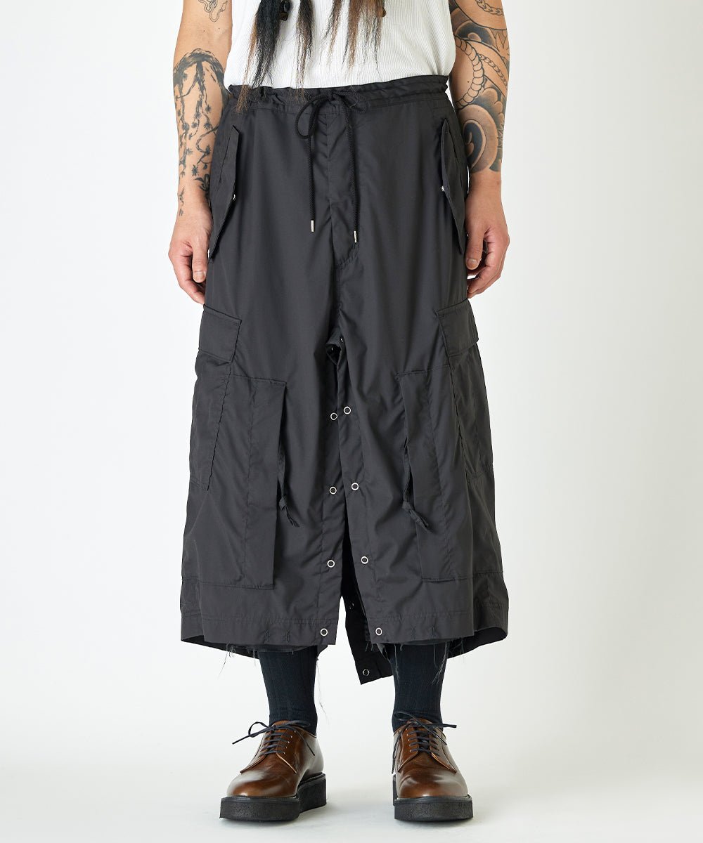 Cropped cargo pants - BLACK - DIET BUTCHER