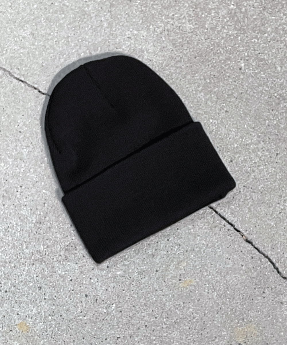 Knit cap - embroidery type